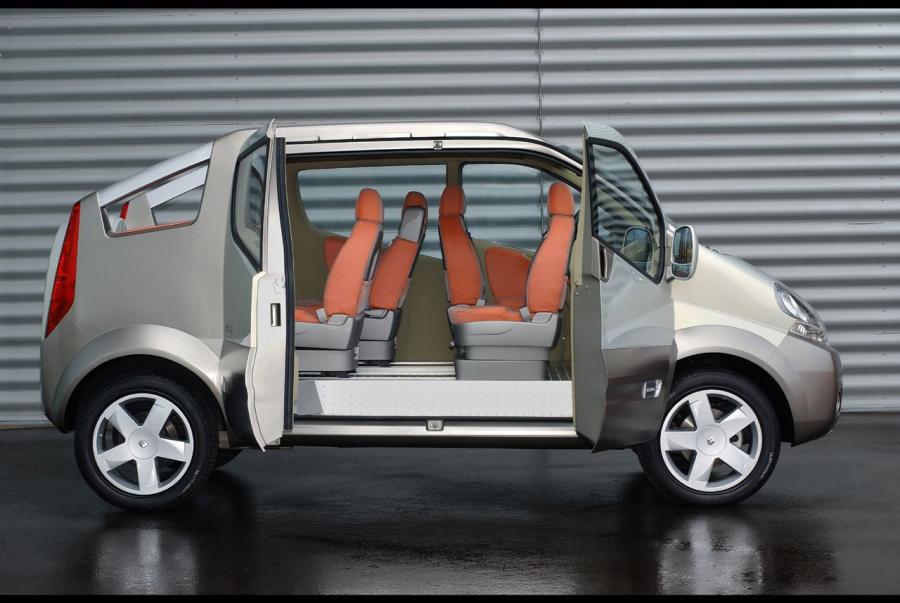  Renault Trafic Deck Up Concept 2004 года  (фото 51 из 56)